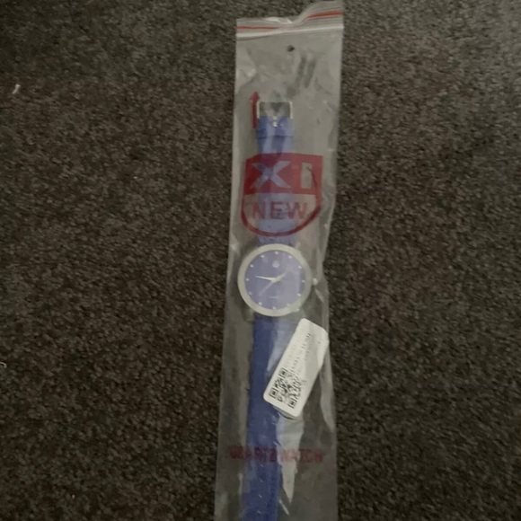 Watches - Picture 3 of 5